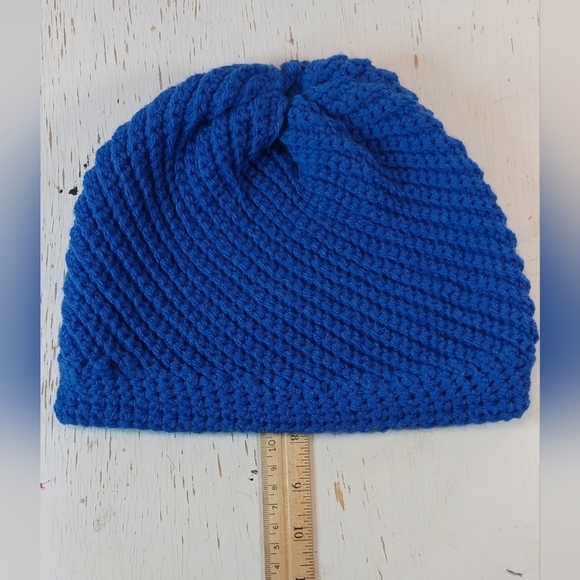 Pretty Cool Blue Adult Beanie Handmade Crochet Hat Winter Christmas Gift Warm - Picture 7 of 8